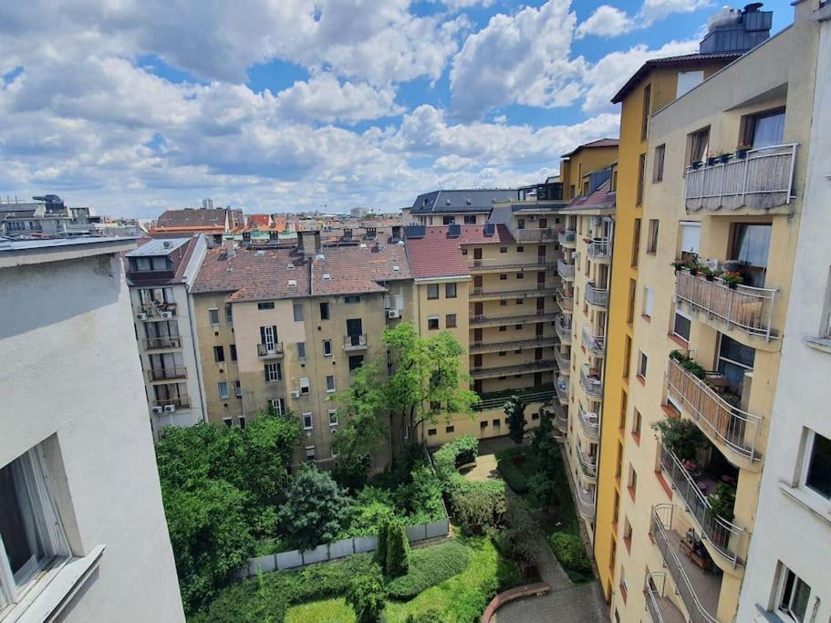 Master Apartment With Air Condition And Separated Rooftop Terrace 부다페스트 외부 사진